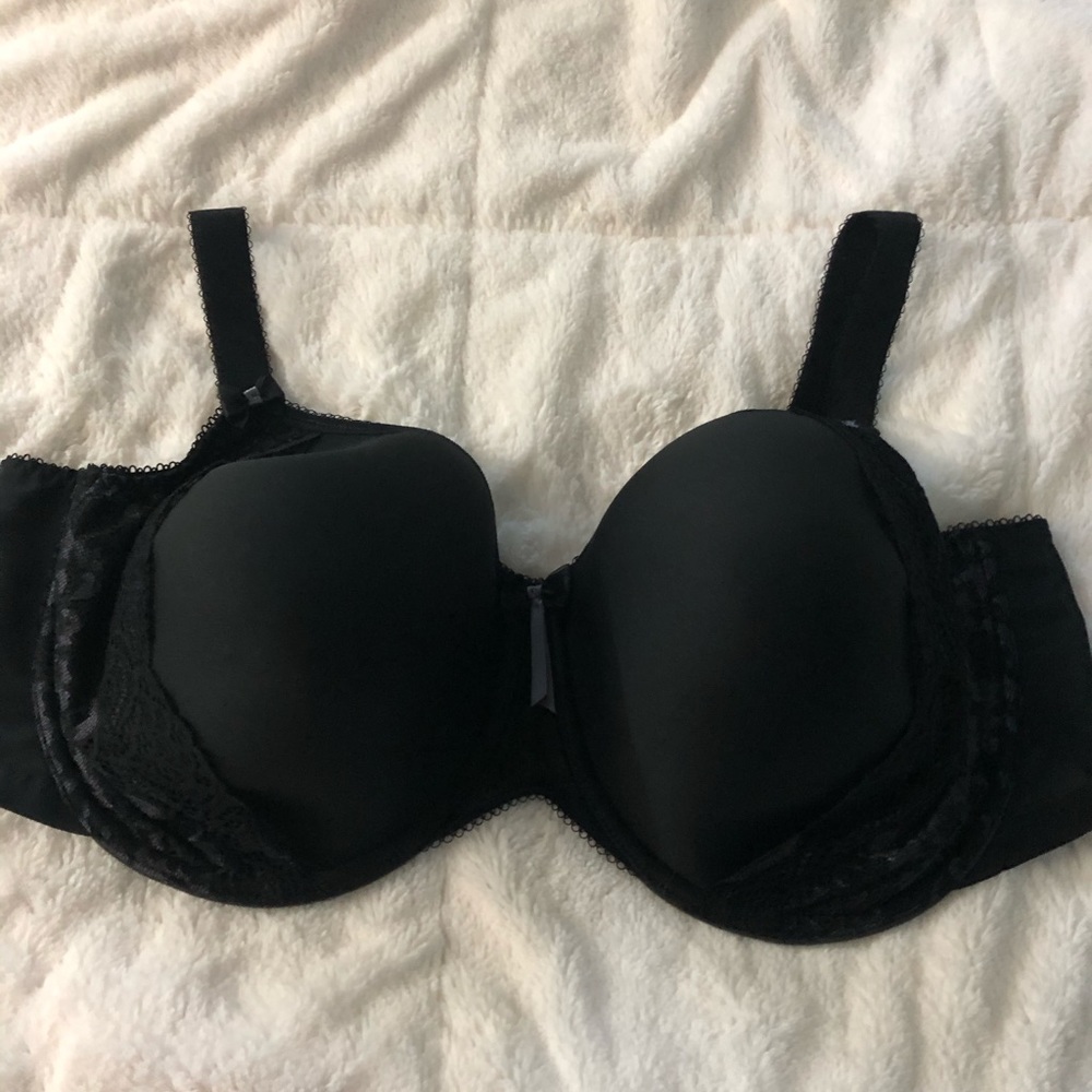 Elomi Amelia Bandless Moulded Bra 44H Black